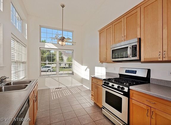 5th image of 3138 Renard Ln