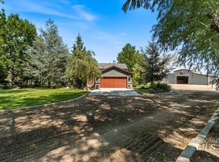 1450 S Crane Ln, Kuna, ID 83634