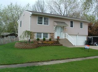 19929 S Spruce Dr, Frankfort, IL 60423
