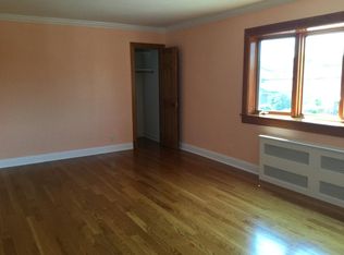 14939 22nd Ave #2, Whitestone, NY 11357