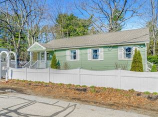 12 Lowell Rd, North Reading, MA 01864