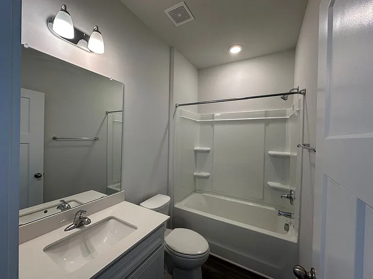521 Robinwood Pl — Photo 12