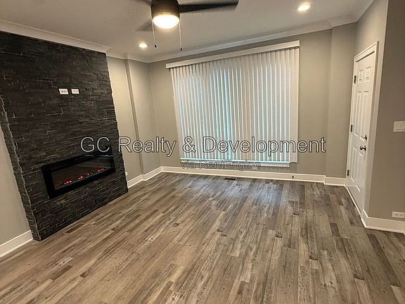 2nd image of 3014 W Warren Blvd #1