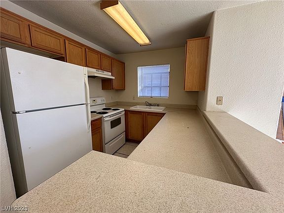 5th image of 2969 Juniper Hills Blvd Unit 203