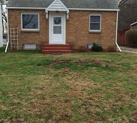 3rd image of 2116 E Riverview Ct