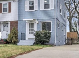 2107 Rollins Dr, Alexandria, VA 22307