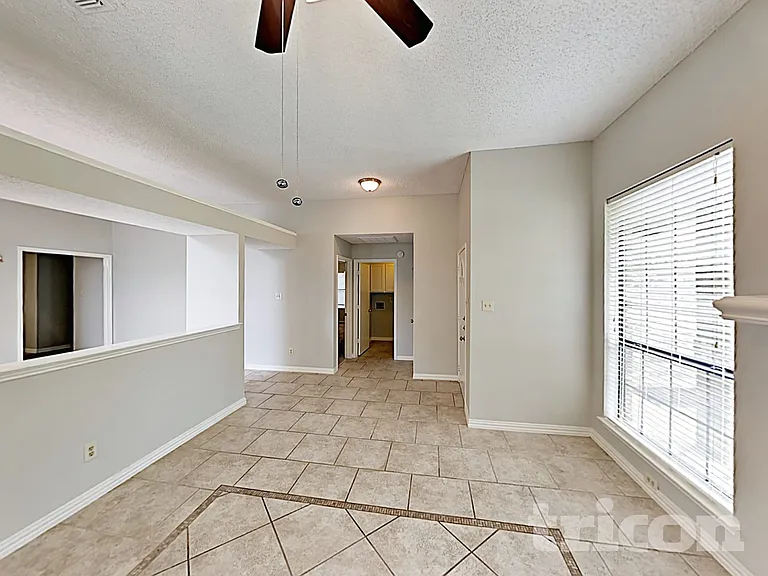 6623 Mountain Cedar Ln — Photo 3