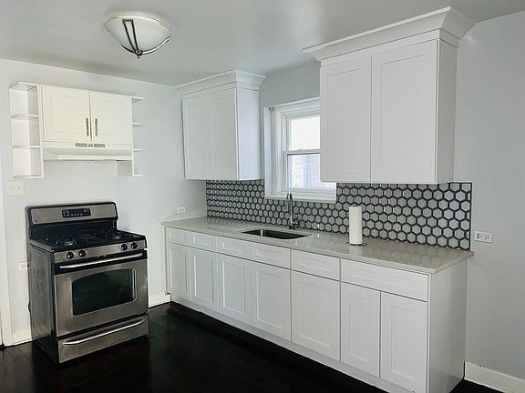 4th image of 1845 Kenilworth Ave