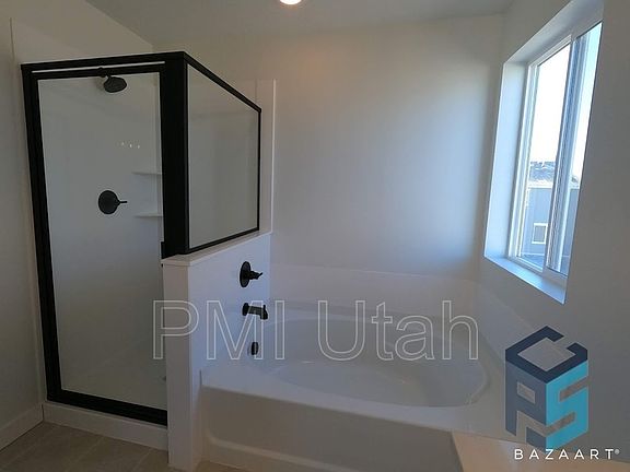 2nd image of 383 N 720th St E