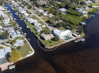 607 Camellia Ave, Ellenton, FL 34222