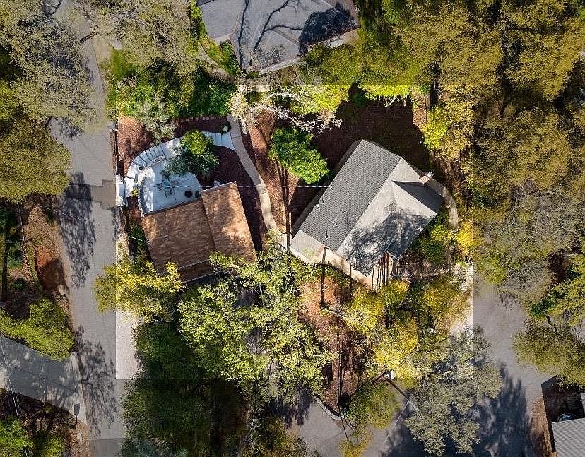 1st image of 103 Canyon Ct