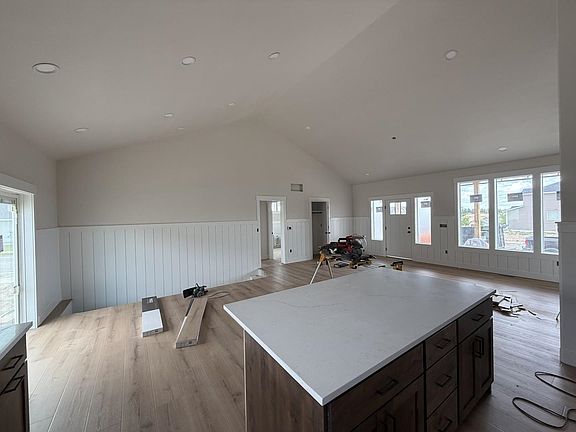 4th image of 773 Autumn Brook Ln