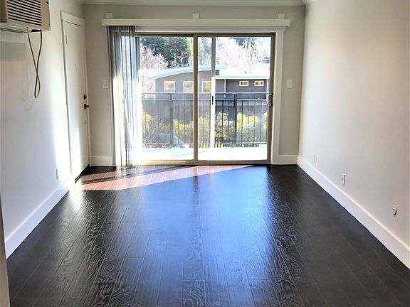 4th image of 3579 Terrace Way #7