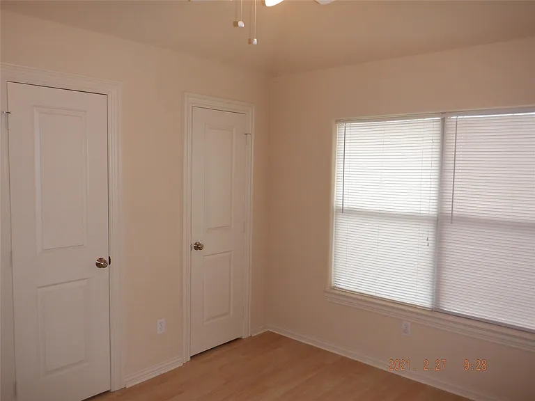 1903 Spring Cedar Ln — Photo 12