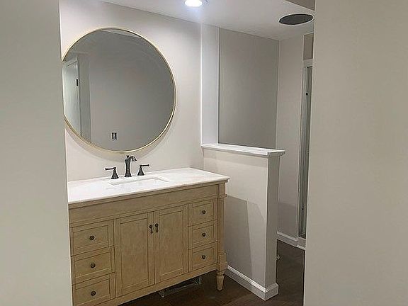 Two vanities in Master Bath.