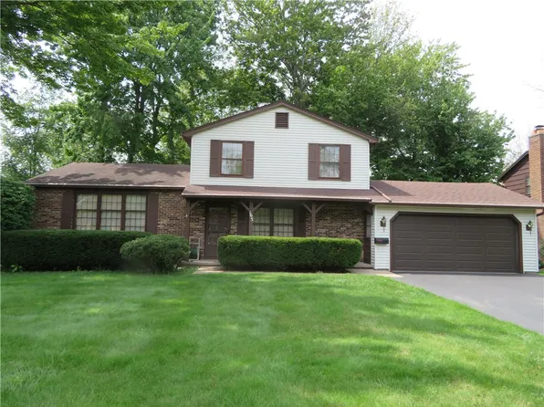 163 Crossroads Ln, Rochester, NY 14612