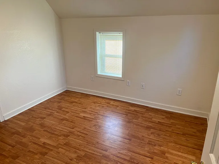 1853 Garden Ave — Photo 26