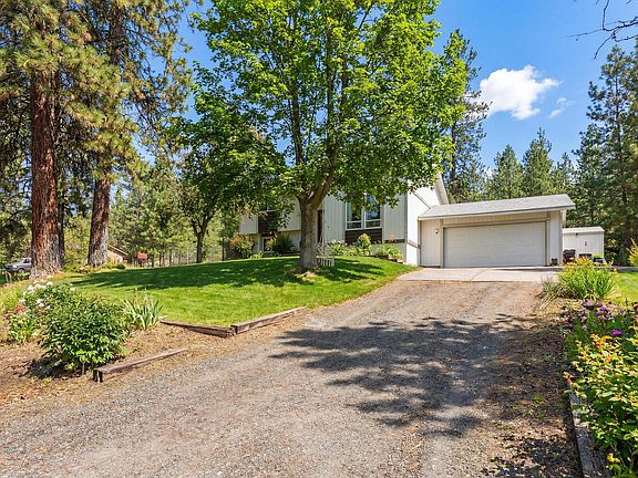 2nd image of 12914 W Suncrest Cir