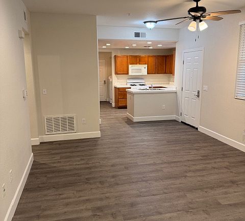 3rd image of 4800 Westlake Pkwy Unit 308