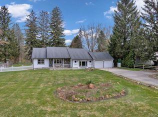 9255 S State Rd, Goodrich, MI 48438