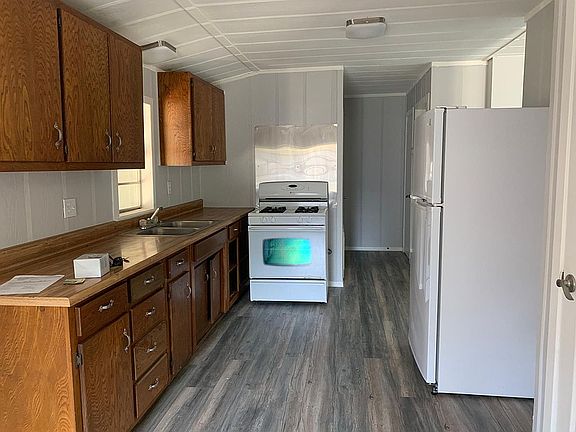 5th image of 1030 Kingsriver Dr Unit A