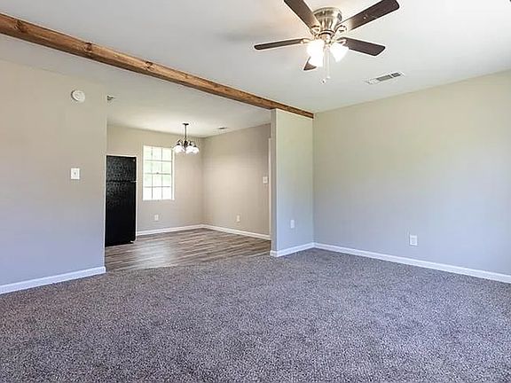 4th image of 917 Gateway Dr