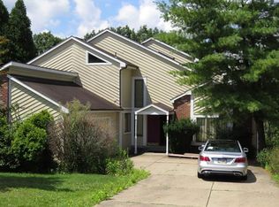 5 Hillcrest Ct, Monroeville, PA 15146