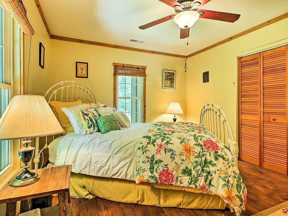 16th image of this home