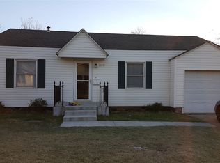 1027 E 4th St, Cushing, OK 74023