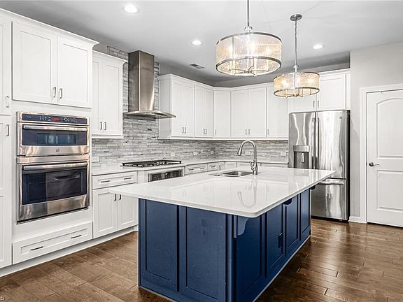3rd image of 6020 Stone Valley Way