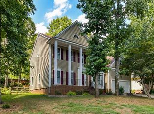 6715 Fairway Point Dr, Charlotte, NC 28269