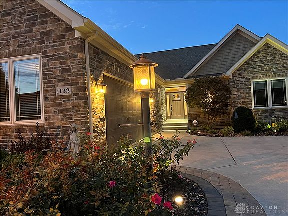 4th image of 1132 Chambrey Ct