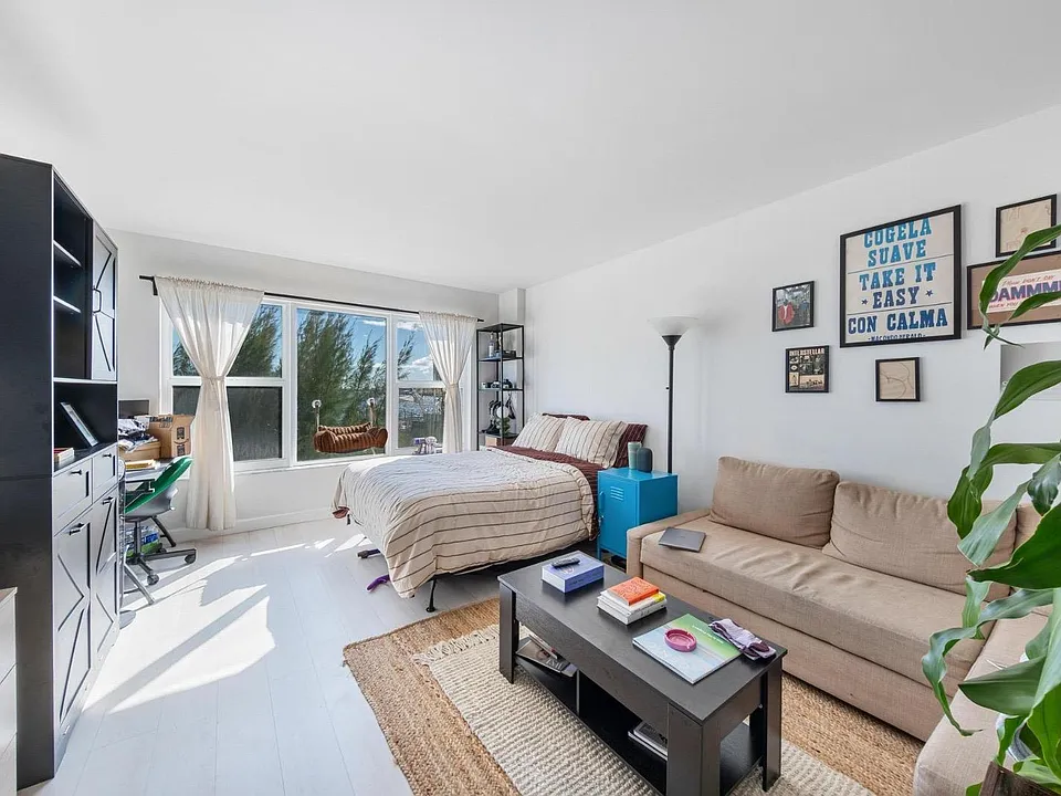 11111 Biscayne Blvd #207B