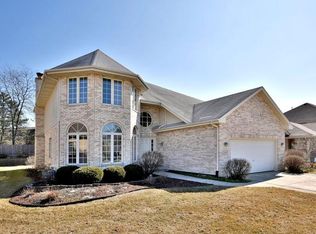 541 N Veterans Pkwy, Addison, IL 60101