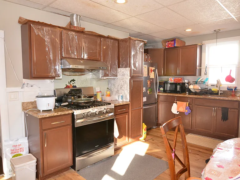 22 Farrell St — Photo 2