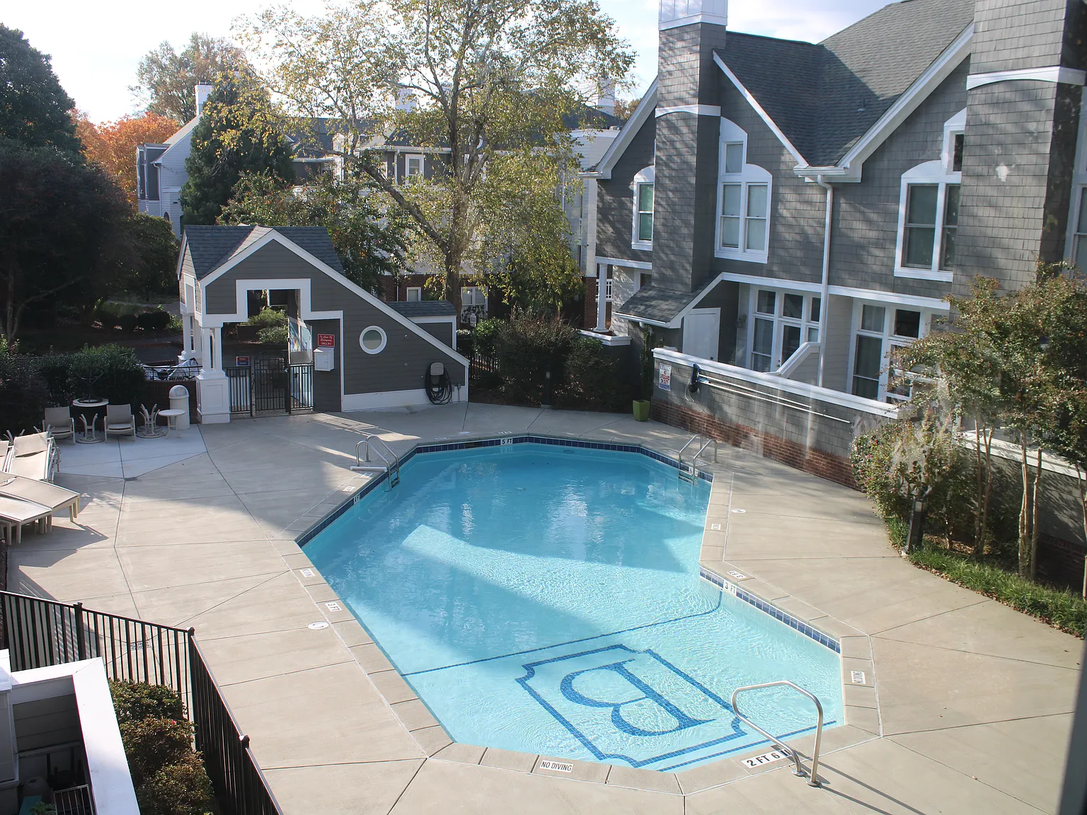 1000 Brighthurst Dr — Photo 3