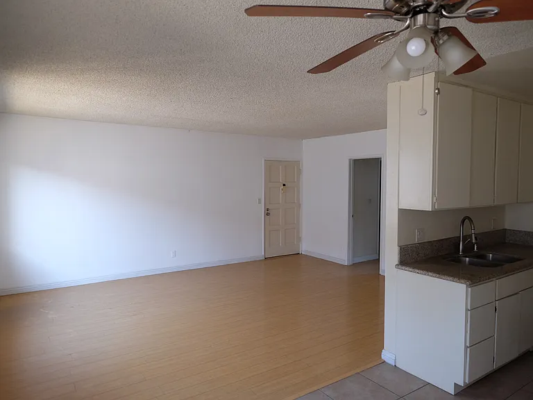 Tilden Apartments — Photo 26