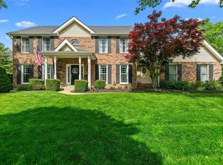 1724 Eldon Ridge Ct, Chesterfield, MO 63017