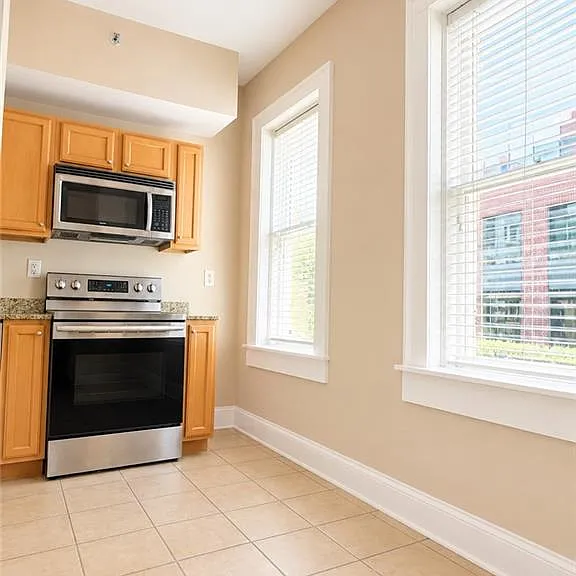 2855 Peachtree Rd NE #101 — Photo 9