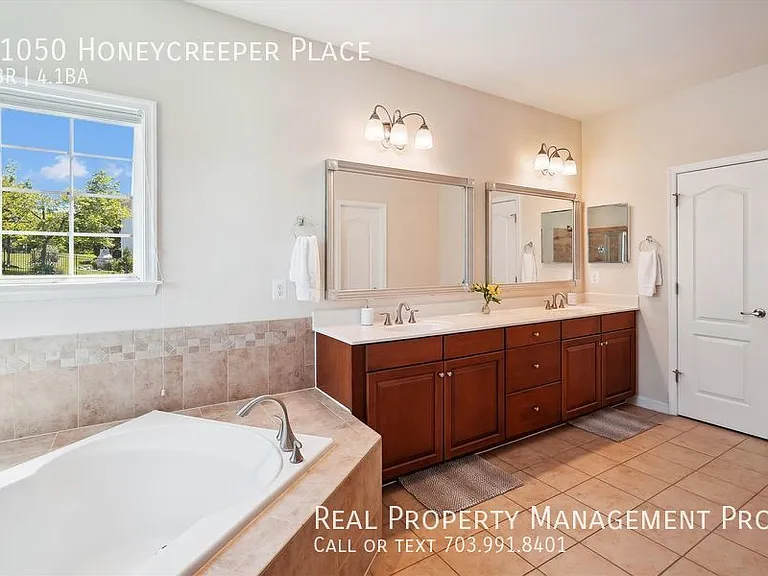21050 Honeycreeper Pl — Photo 24