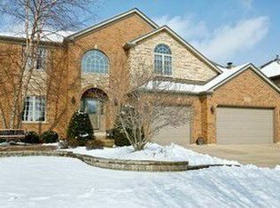 3823 Sunburst Ln, Naperville, IL 60564