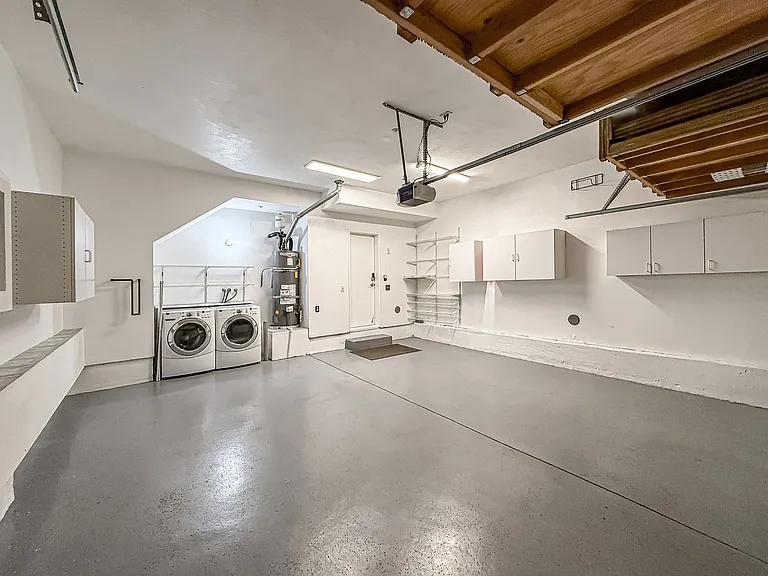 1838 Amberleaf Ln — Photo 21