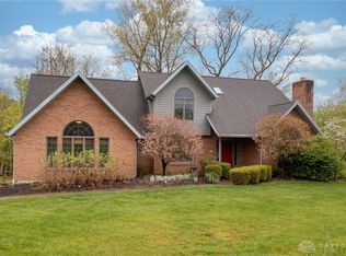 645 Aberfelda Dr, Springfield, OH 45504