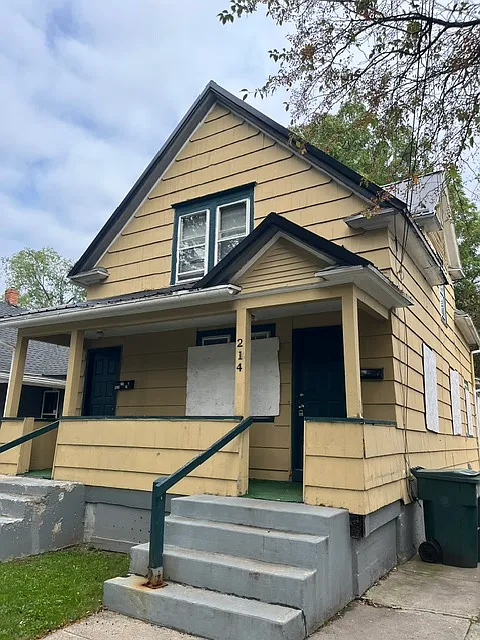 2 bed, 760 sqft, $1,100 — Photo 2