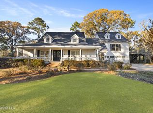 36 Shady Ln, Hattiesburg, MS 39402