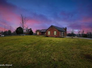 658 Aylor Ln, Walton, KY 41094