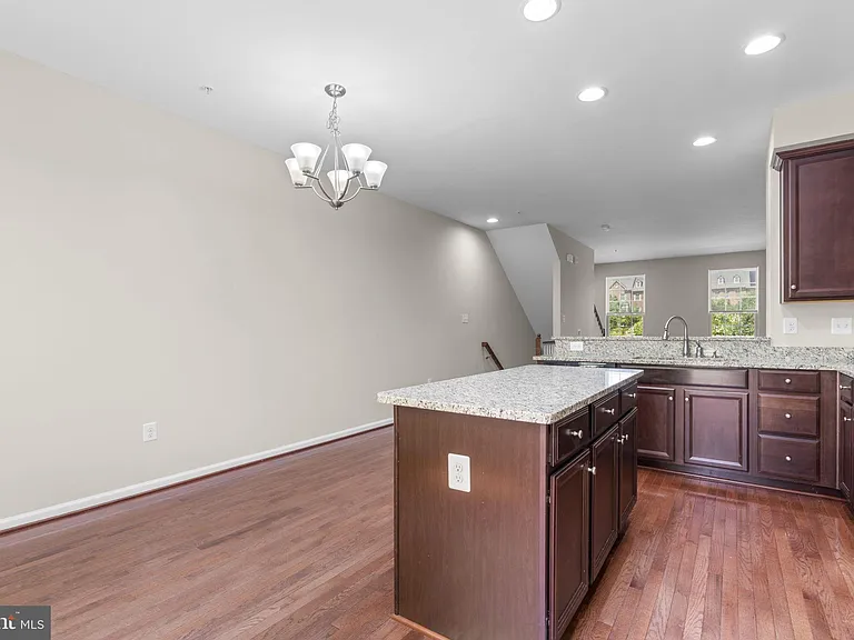7315 Old Calvary Rd — Photo 13