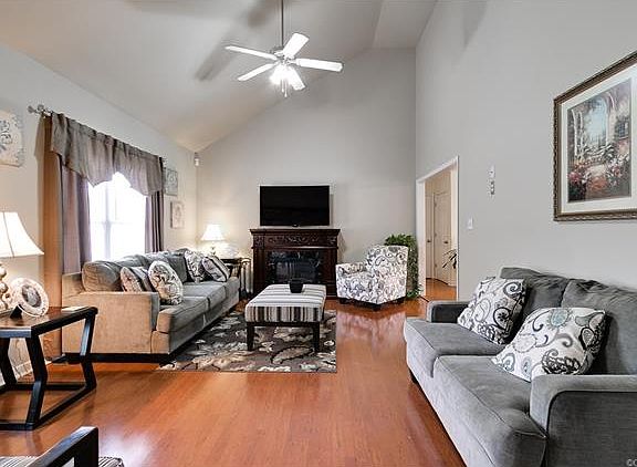 5th image of 4117 Kenneth Dr