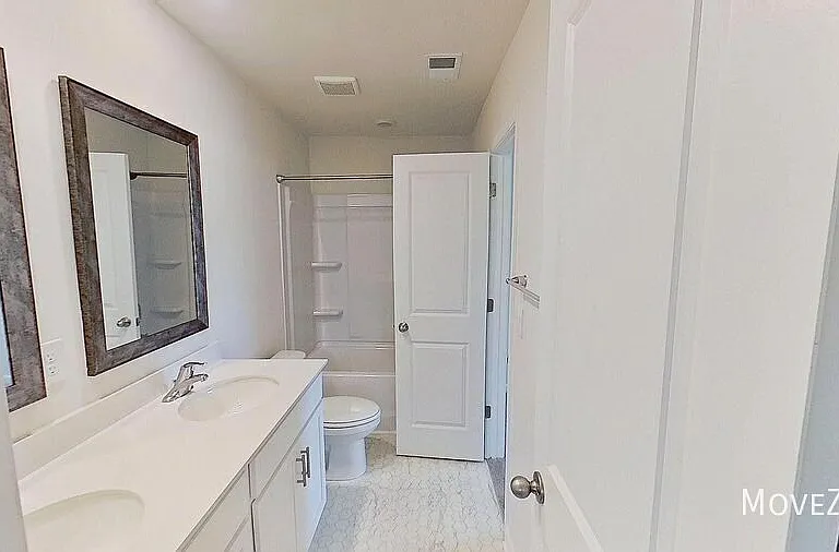 349 Silicon Dr — Photo 68