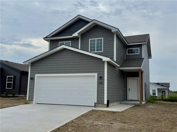 27109 E Oak View Dr, Lees Summit, MO 64086